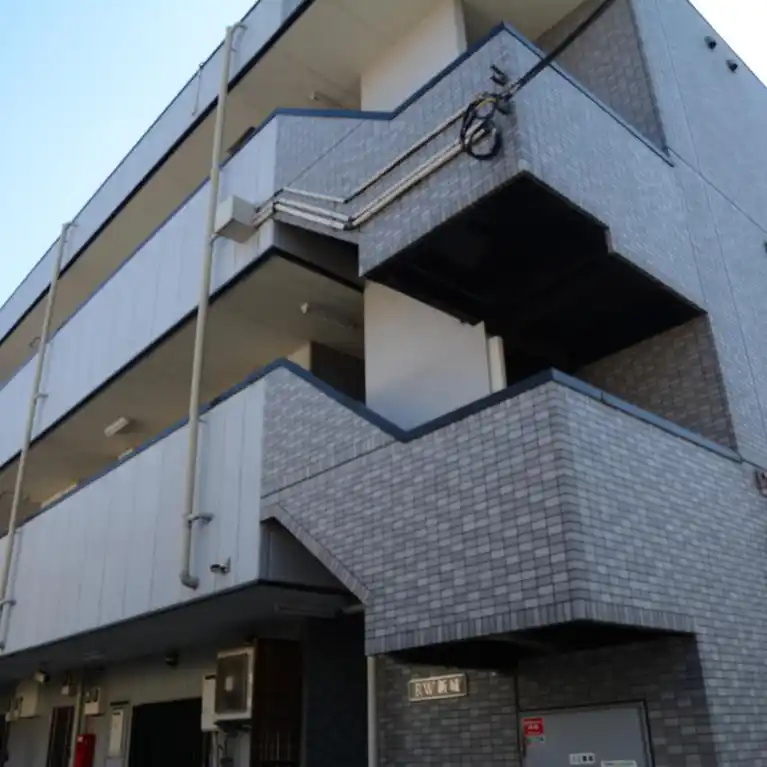 RW新城 外観