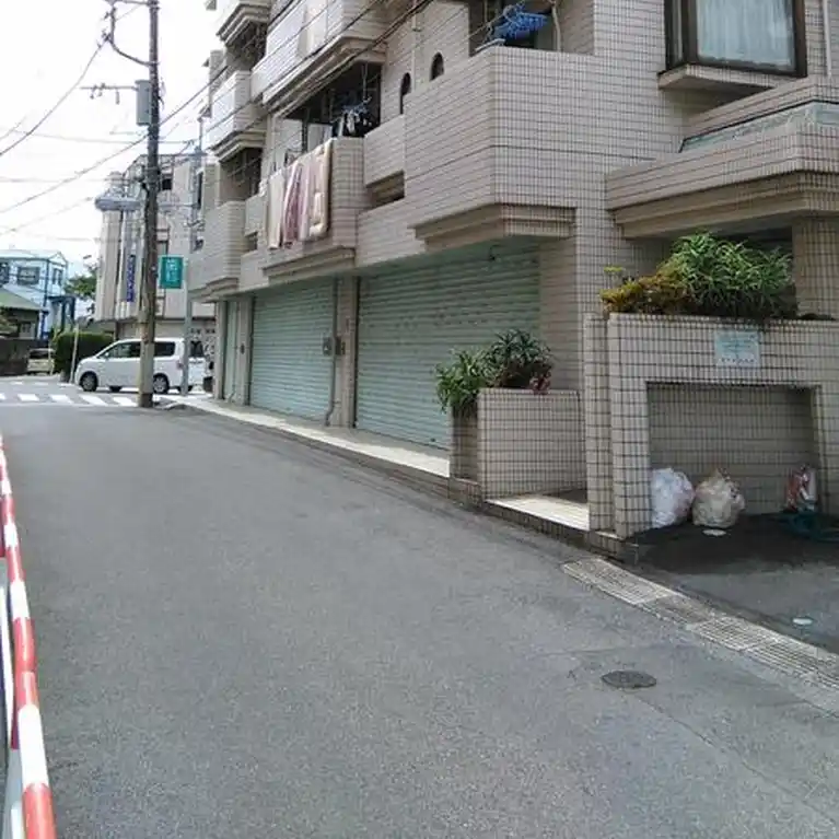 あたらしやビル 外観