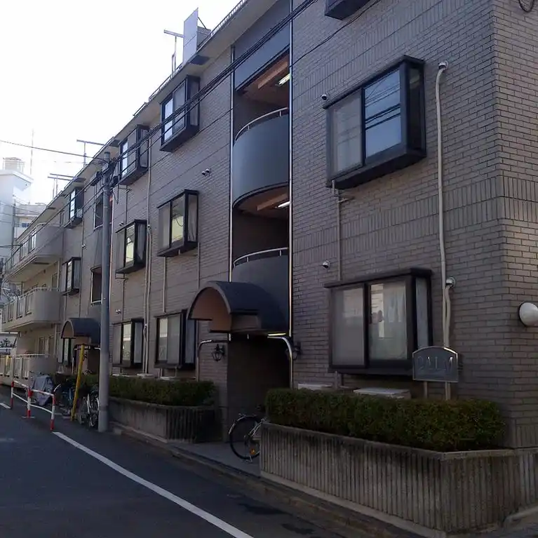 カルム 外観