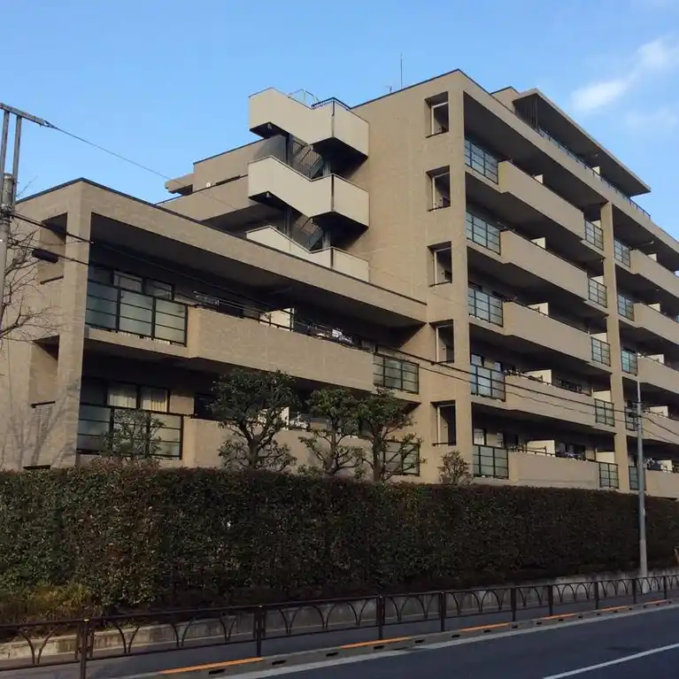RUSSE学芸大学 外観