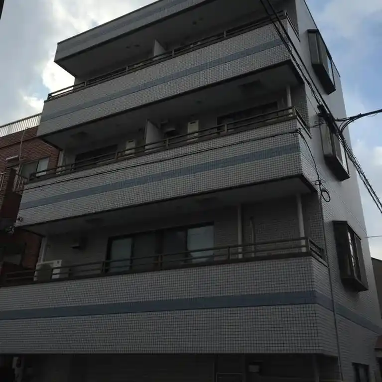 ファーストハイツ
