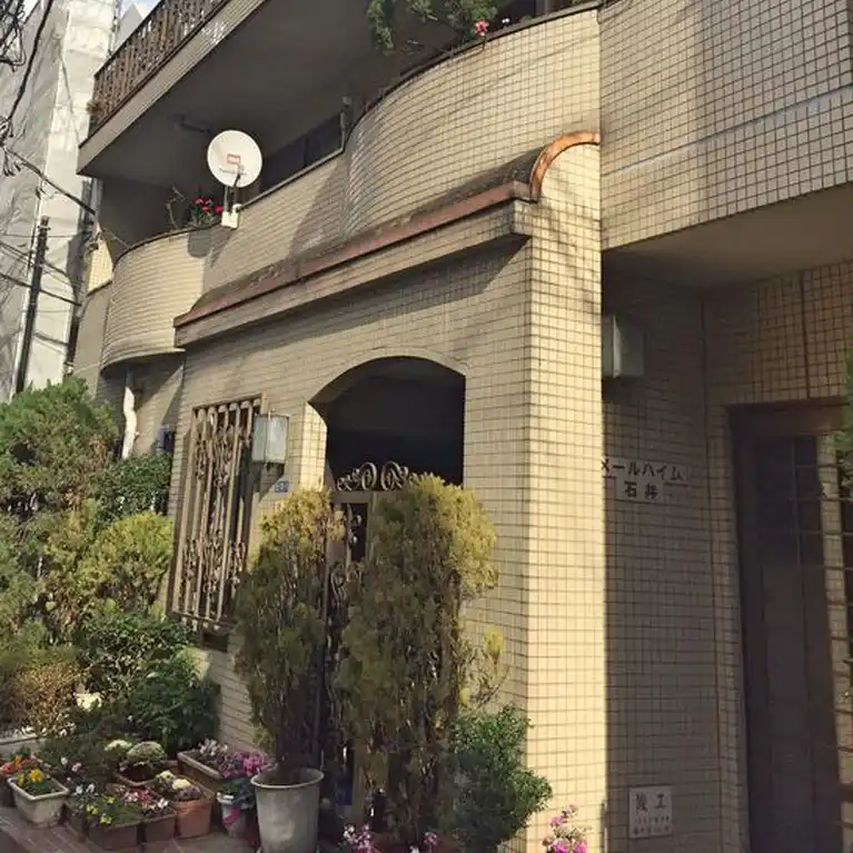 メールハイム石井 外観