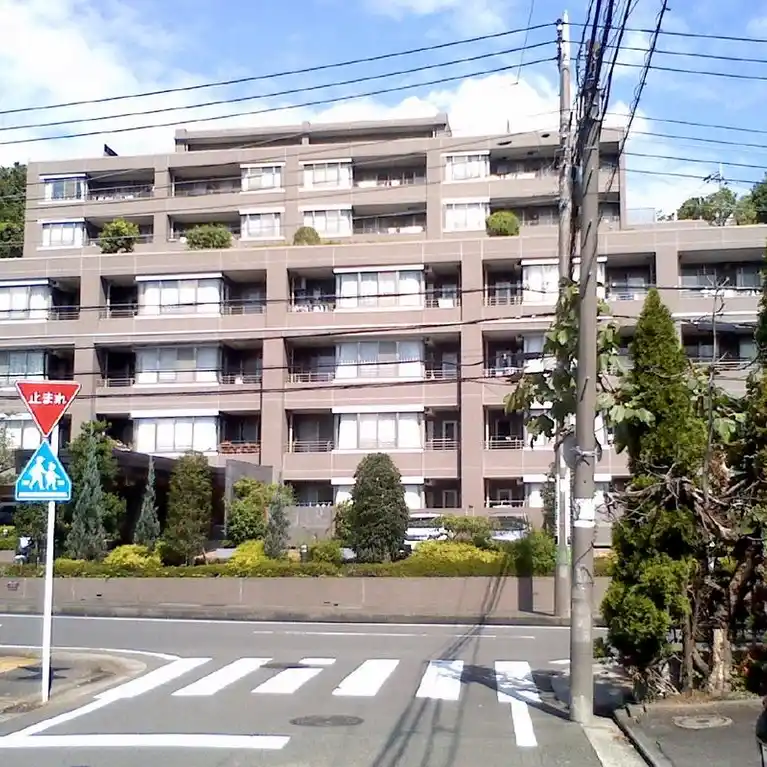 青葉台ホームズ