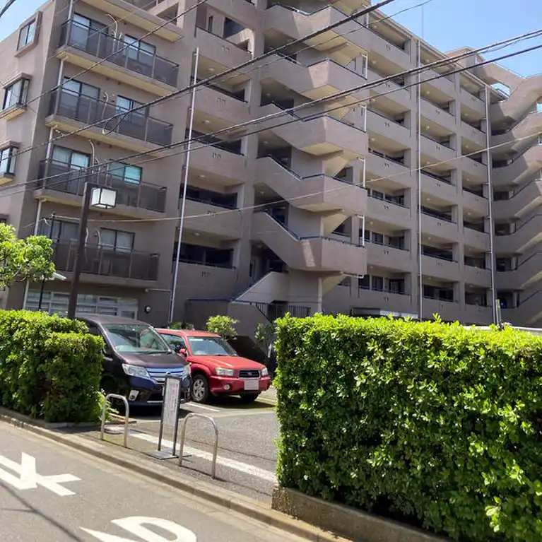アスティオス鎌倉・岩瀬