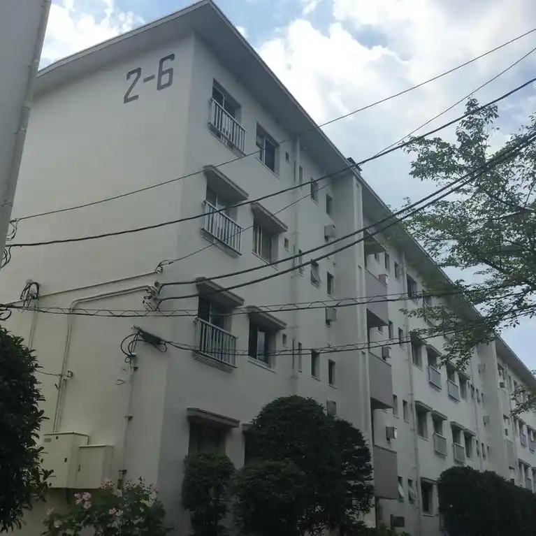 西三田団地2-6号棟