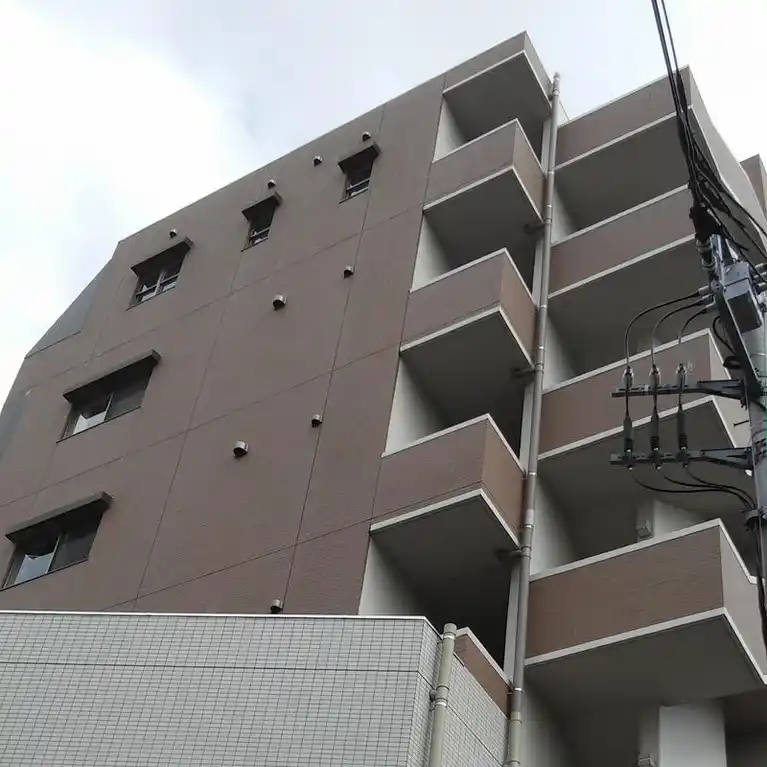 ルネス 新富町スクエア