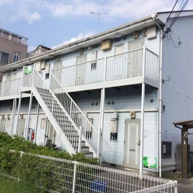 レオパレス光 外観