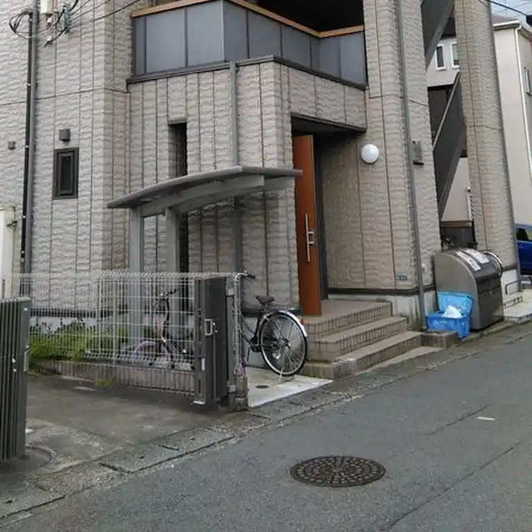 ヴィラ向ヶ丘 外観