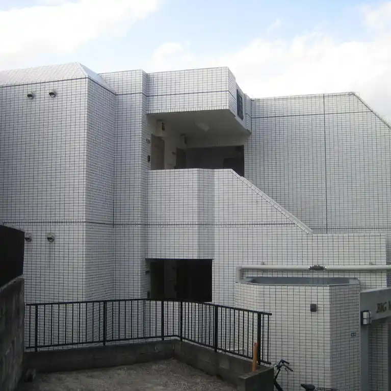 ビッグヴァンヒルズ弘明寺 外観