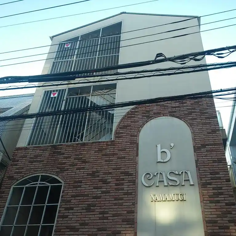 ビーカーサ生麦 外観
