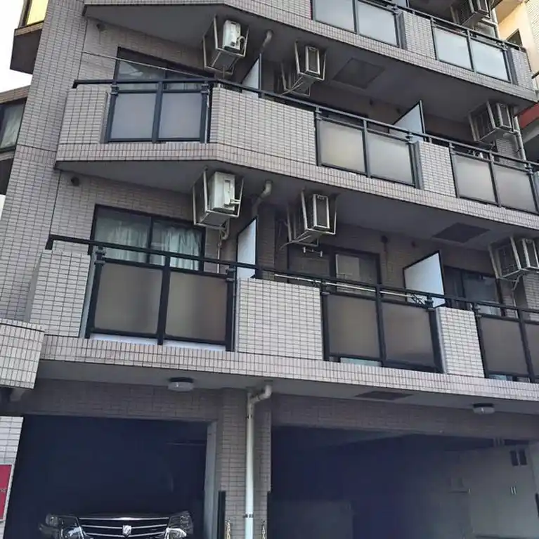 ピエーノディモーラ 外観