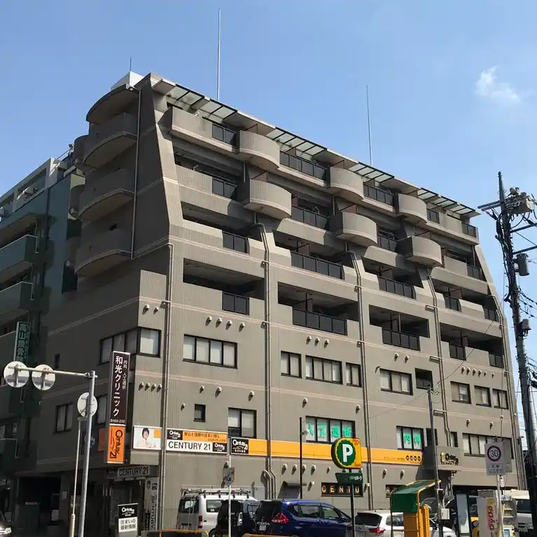 URBAN TERRACE