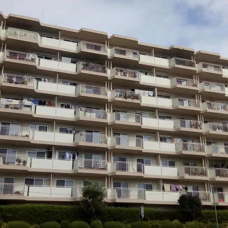 ドルフ青葉台 外観