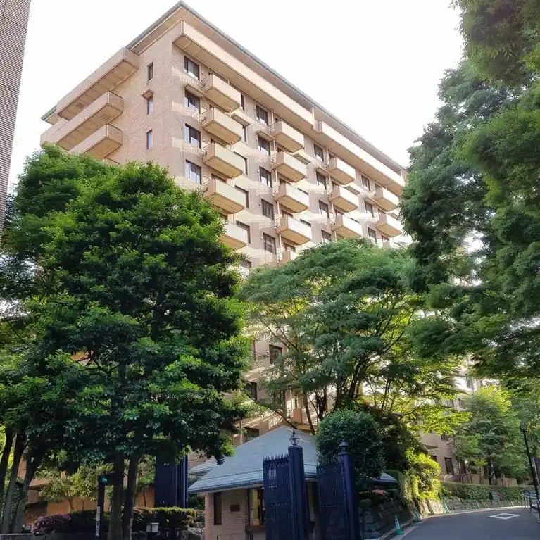 広尾ガーデンヒルズF棟 外観