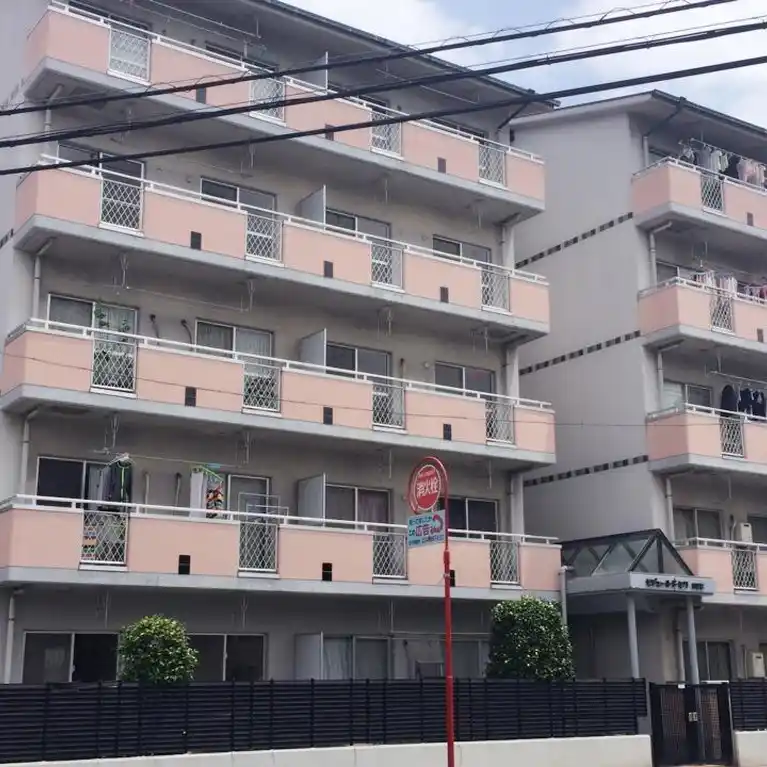 セジュール・ド・ミワ弐番館 外観