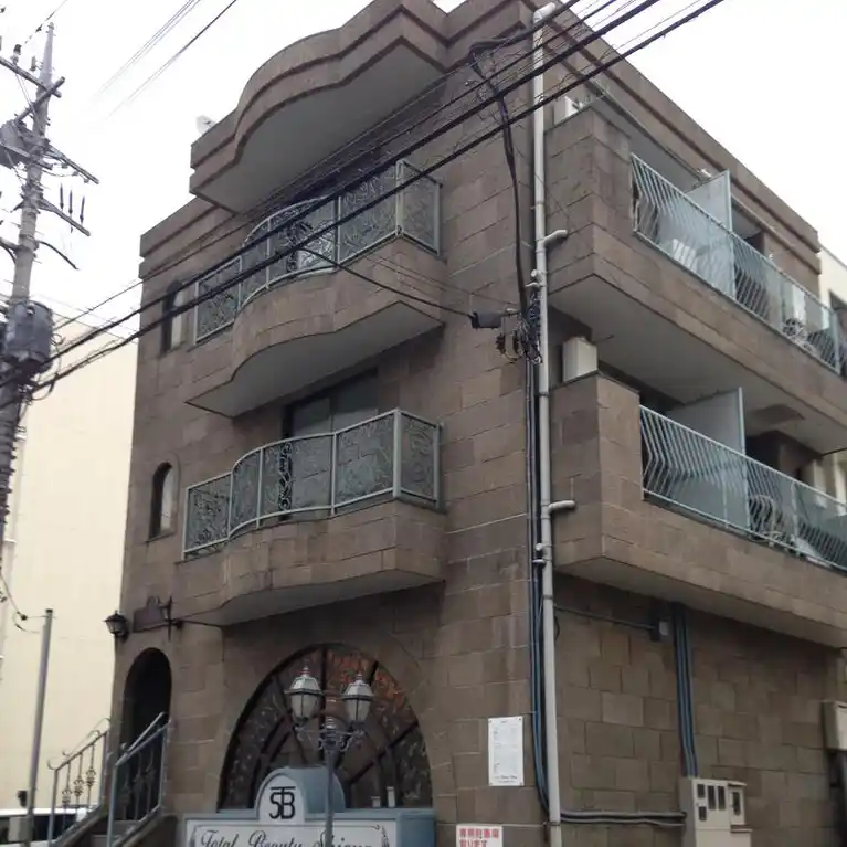 しおやビル 外観