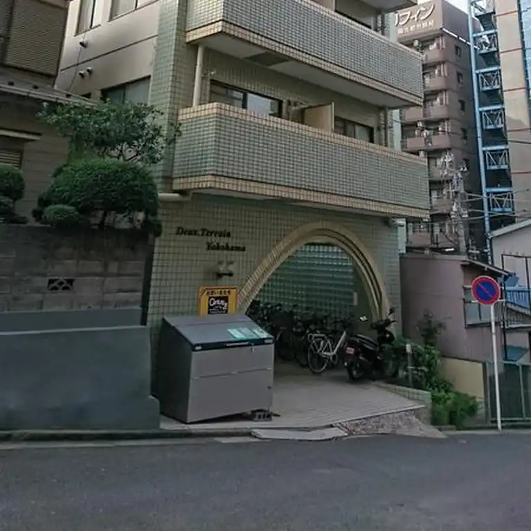 ドゥテラン横浜