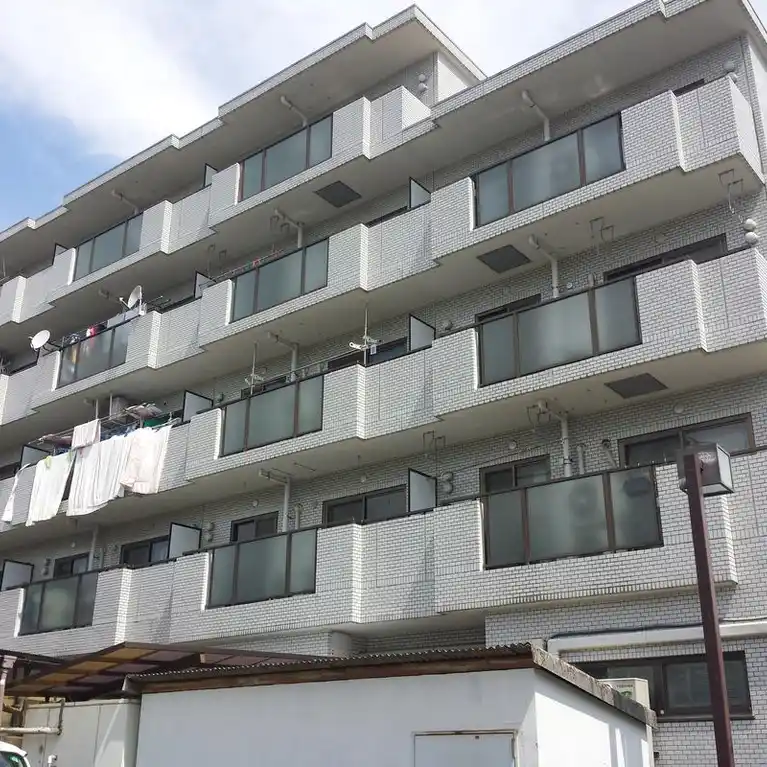 フローラ森野 外観