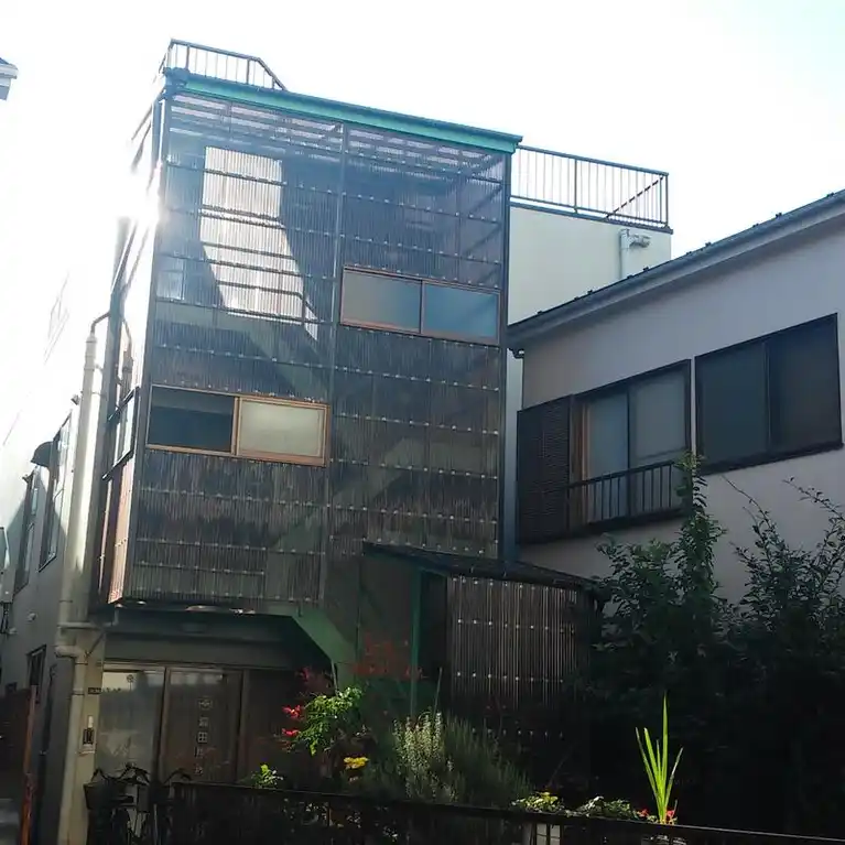 東ビル 外観