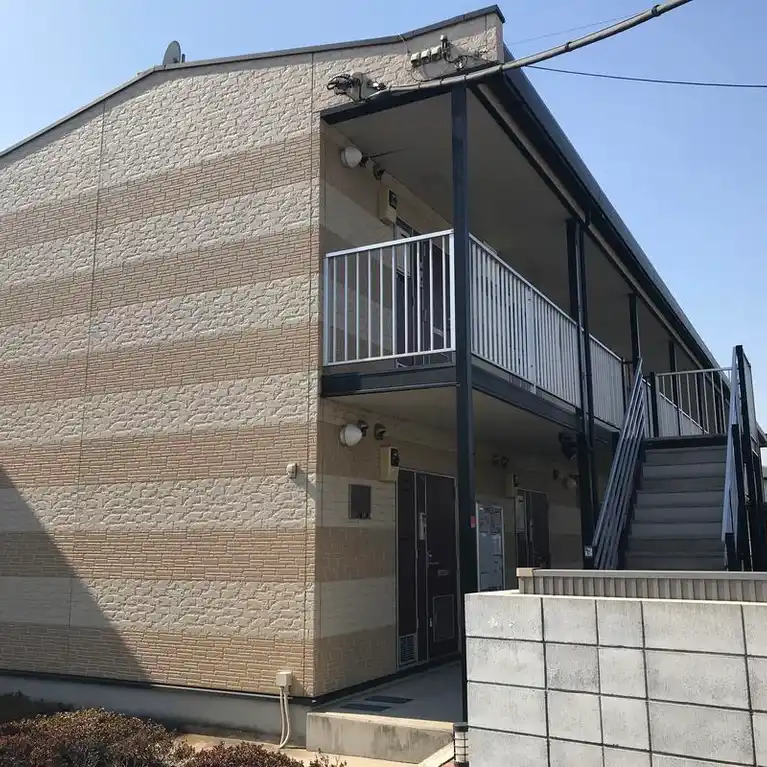 レオパレスクエスタ