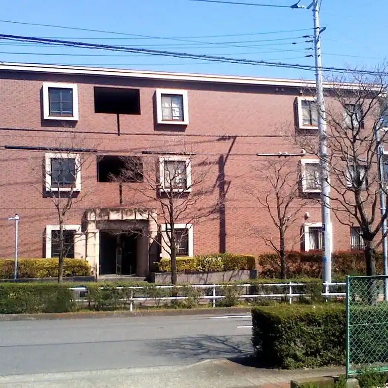 クレセント川久保