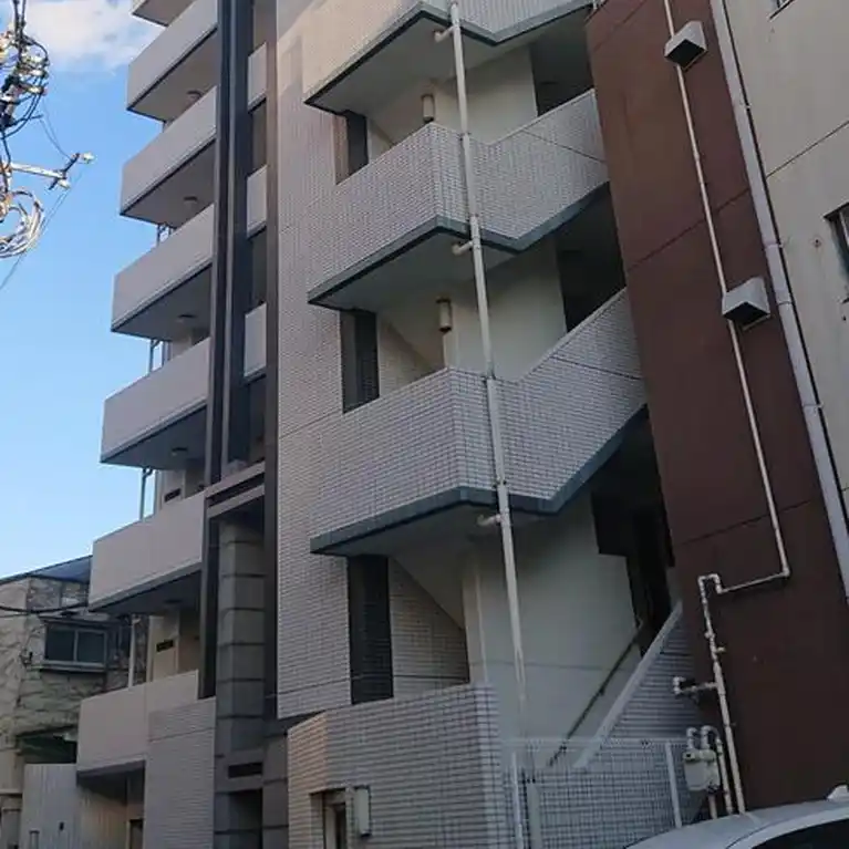 シュロス高田馬場 外観