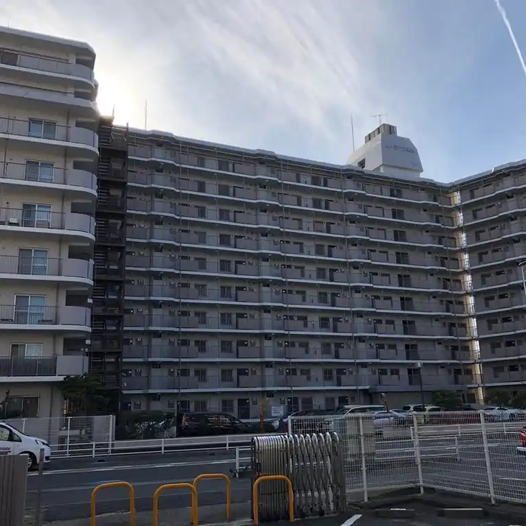 ハイラーク浦和 外観