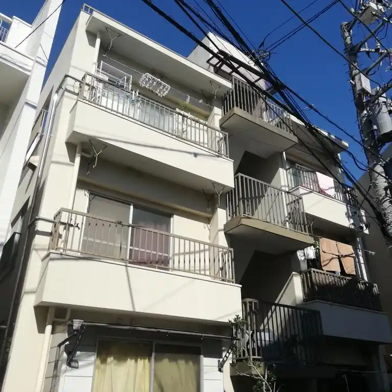 メゾントロワ 外観