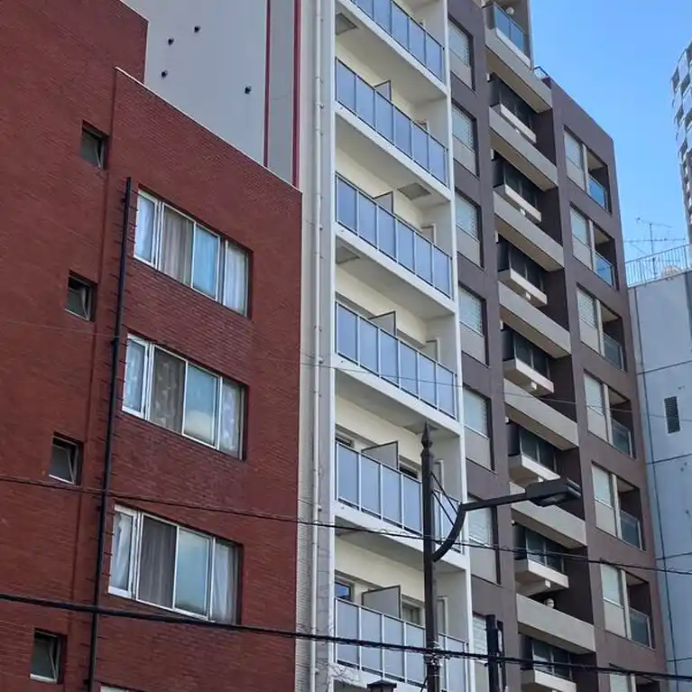 デコズキャッスル赤坂 外観
