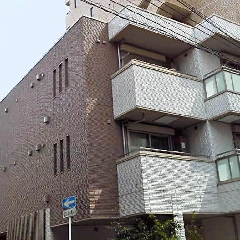 メゾン本八幡駅前 外観