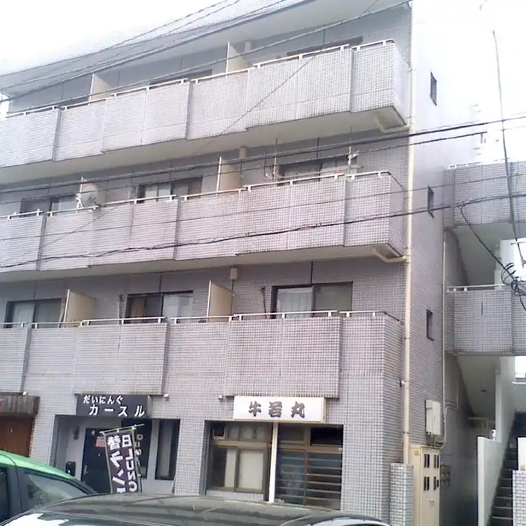 アイリス 外観
