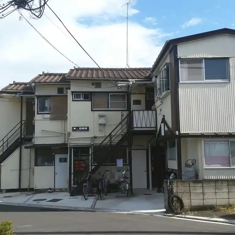 第一日興荘 外観