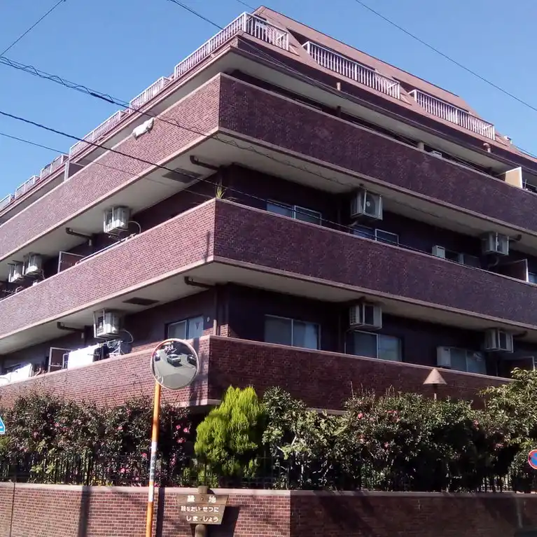 ライオンズマンション淵野辺鹿沼公園