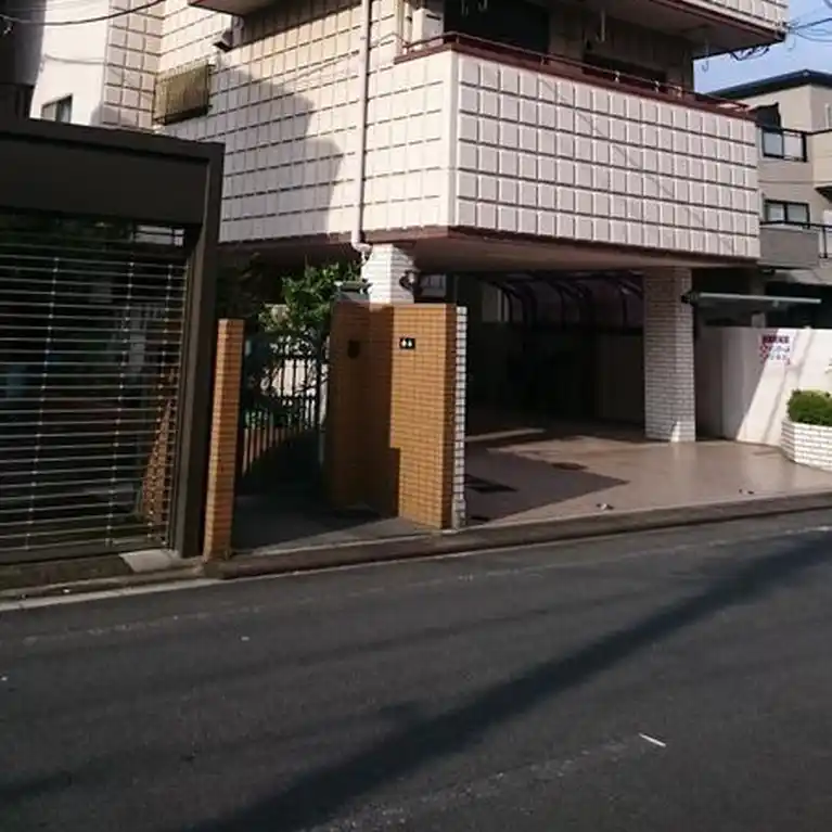 パークシャトー西青木 外観