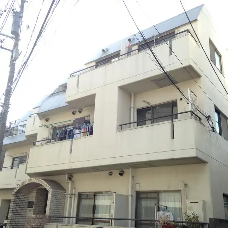 サンビュウ豪徳寺