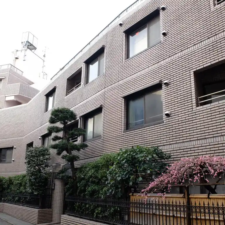 クレスト21 外観