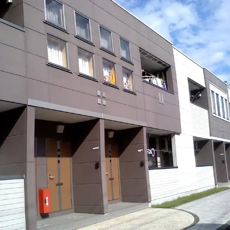CASA FAMILIAR