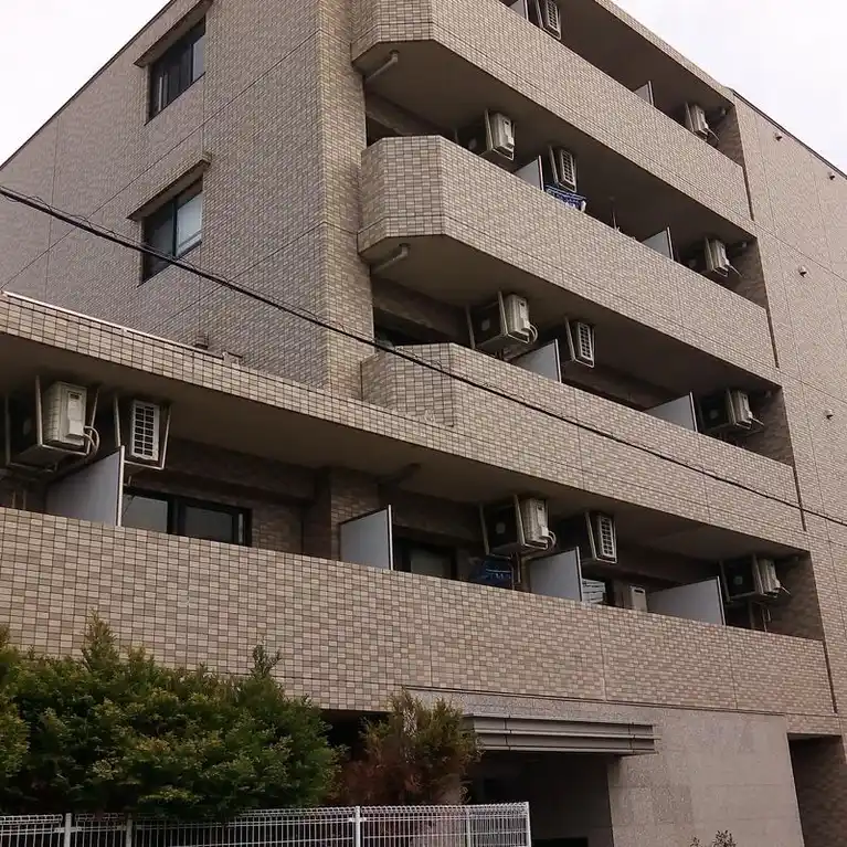 リバティ 外観
