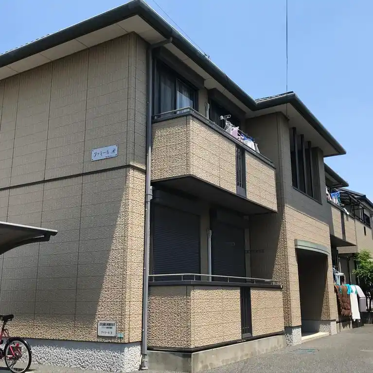 ファミールB 外観