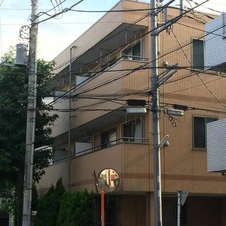 ジュネス 外観