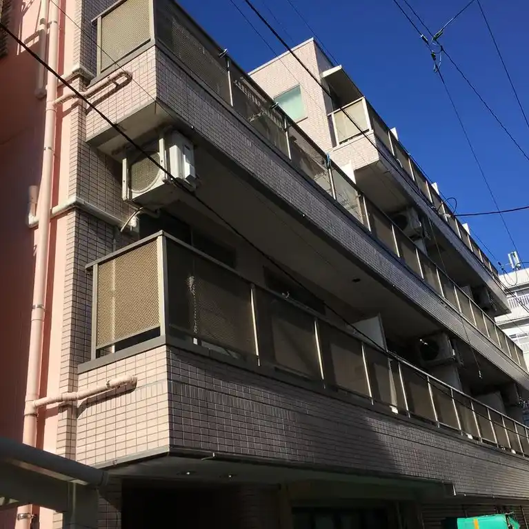 エクセルハナブサ 外観