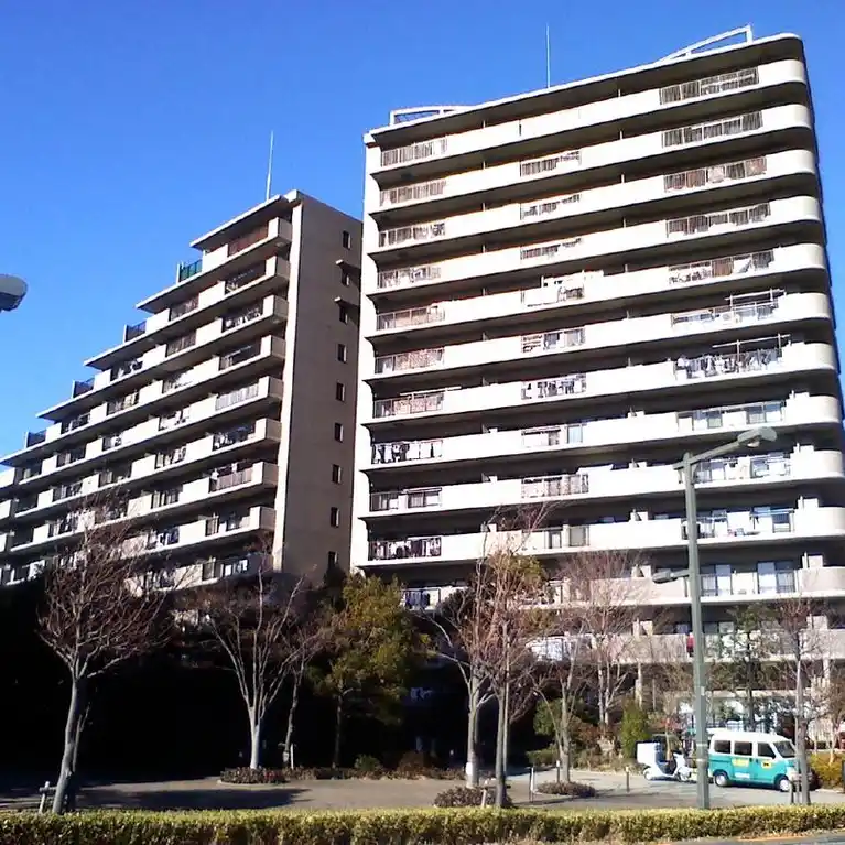 エグザガーデンブリーズ館