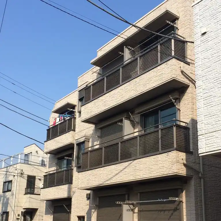 プレシャス 外観