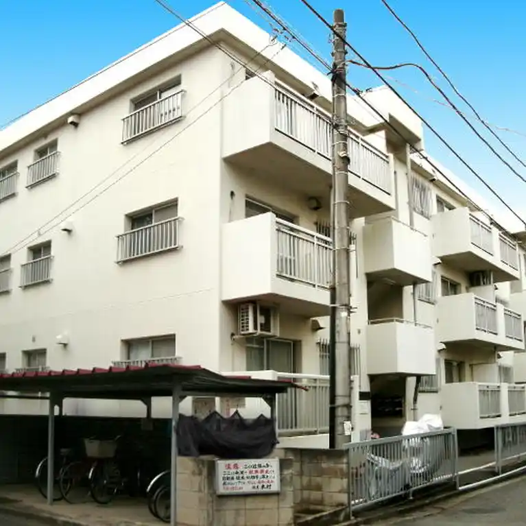 ラークハイツ 外観
