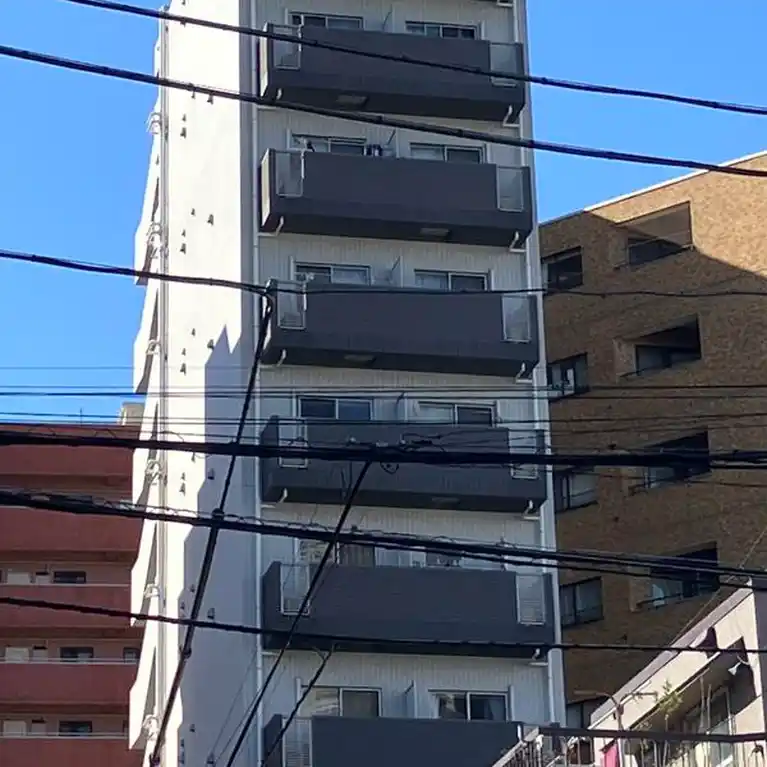ジェノヴィア西新宿グリーンウォール 外観