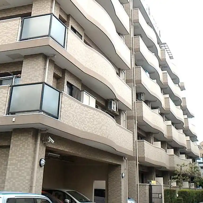 ライオンズマンション大宮日進町 外観