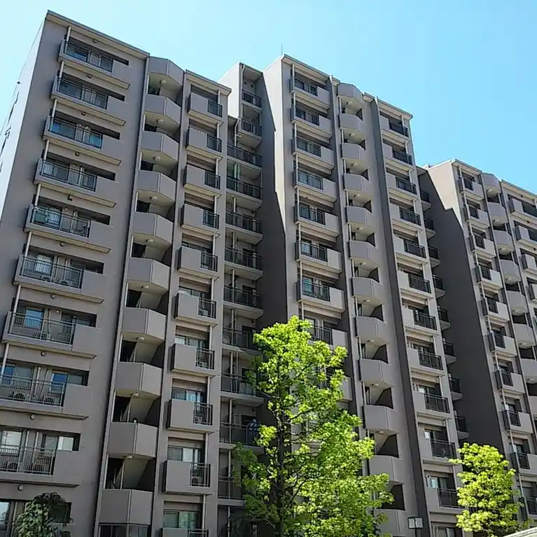 ヒルトップコートきらめきの街4番館 外観