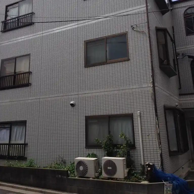 パールホワイト 外観