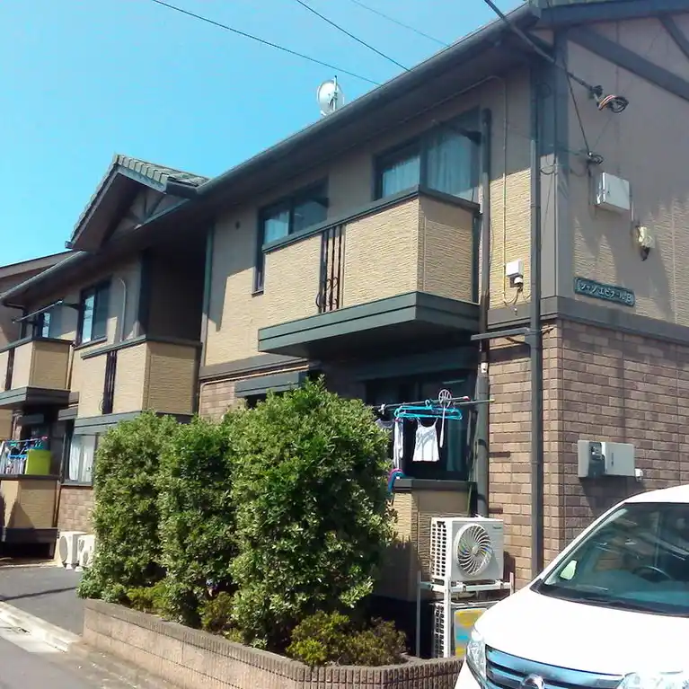 シャン エピナールB 外観
