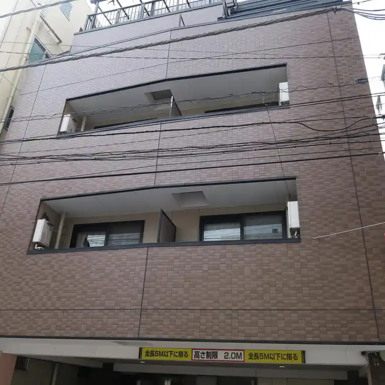 ドアーズ伊勢佐木